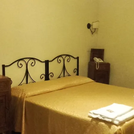 Scoti Hotel